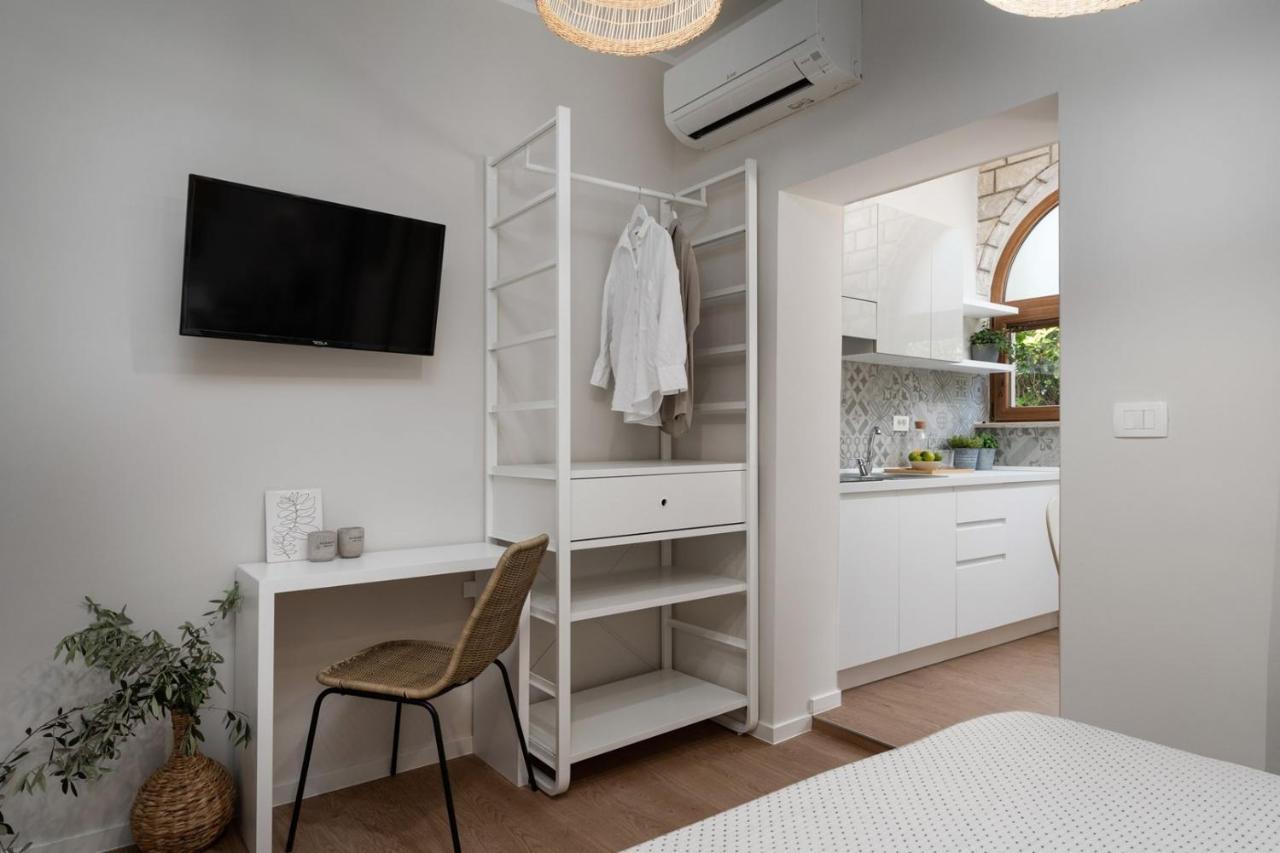 Apartments Alloro By Seeadria Agency Novigrad  Bagian luar foto